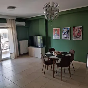 Διαμέρισμα Cozy Apt! Friends & Family - Private Paid Parking, Θεσσαλονίκη